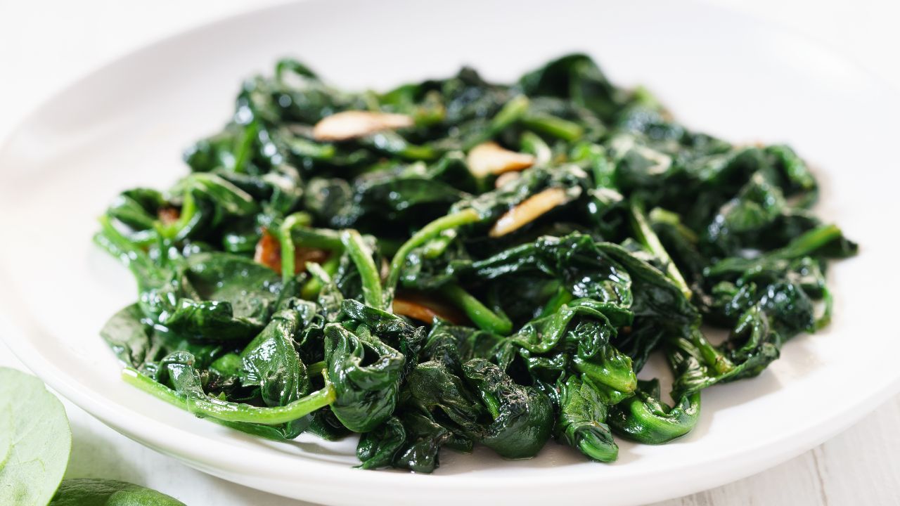 Sautéed Spinach: A Quick & Flavorful Side That Never Misses