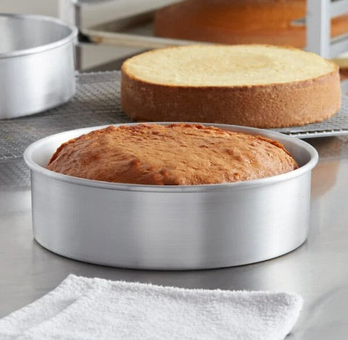 9" x 3" Round Cake Pan